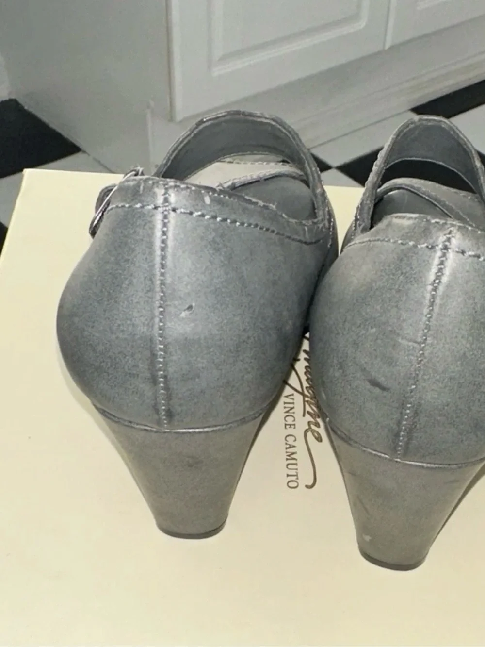 AEROSOLES Silver Gray Wedge Heels
